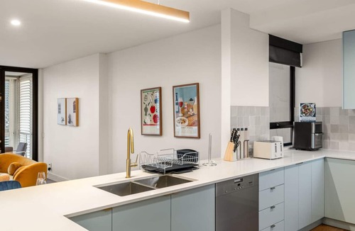 New Farm Apartment | 3BR Skyline Terrace | Long Stay & Monthly Discount