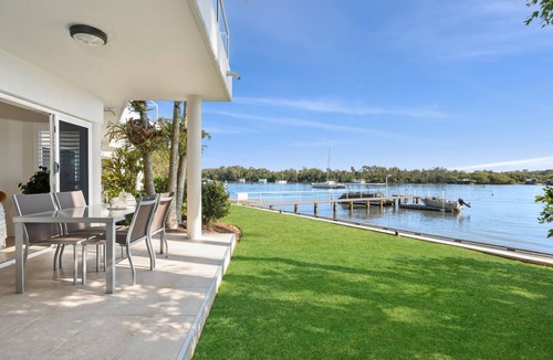 Tewantin Apartment | 4/76 Hilton Terrace Noosaville QLD 4566