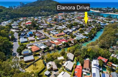 Burleigh Heads House | 4 Bedroom Pet Friendly Home, 200m to Tallebudgera Creek - Hosted by Burleigh Letting