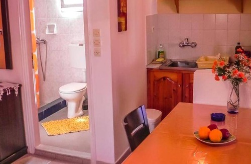 Kamari Apartment | 40 m² Apartment ∙ 2 bedrooms ∙ 6 guests