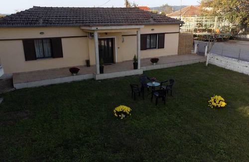 Trikala Apartment | 40 m² Apartment ∙ 3 bedrooms ∙ 8 guests