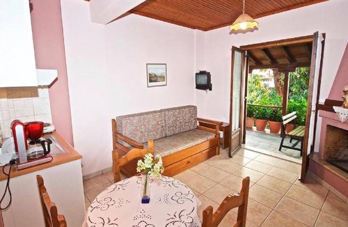 Agios Dimitrios Bed & Breakfast | 40 m² Bed and breakfast ∙ 4 guests