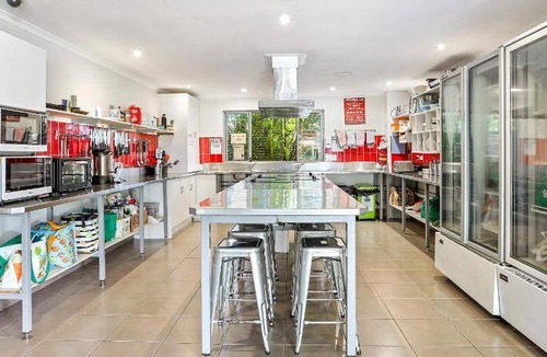 Sunshine Beach Hostel | 40 m² Hostel ∙ 3 guests