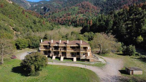 Kalavrita Hotel | 40 m² Hotel ∙ 4 guests