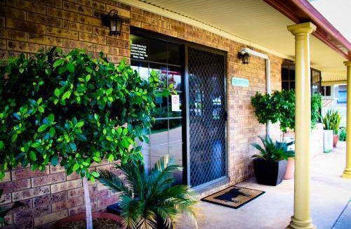 Clermont Hotel | 40 m² Motel ∙ 4 guests