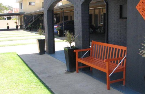Bundaberg West Hotel | 40 m² Motel ∙ 4 guests
