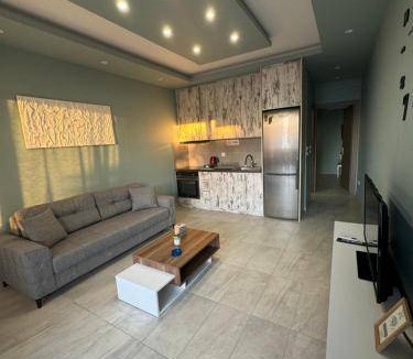 Sarakiniko Apartment | 40 m² Serviced apartment ∙ 3 guests
