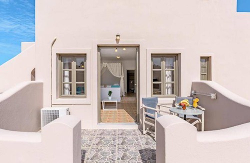 Kamari Apartment | 40 m² Serviced apartment ∙ 2 bedrooms ∙ 127 guests