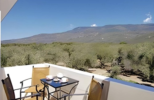 Koropi Apartment | 45 m² Serviced apartment ∙ 5 guests