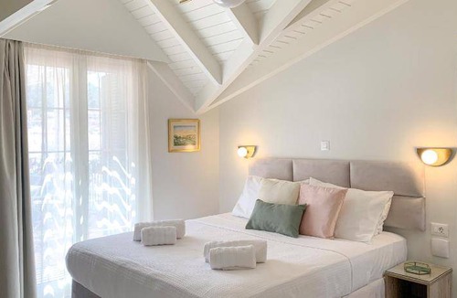 Argostoli Town Apartment | 45 m² Serviced apartment ∙ 3 guests
