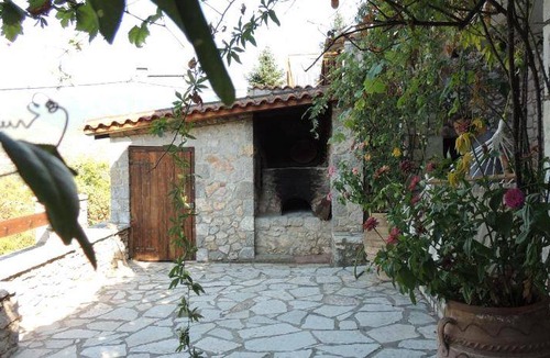 Lilaia House | 50 m² House ∙ 2 bedrooms ∙ 4 guests