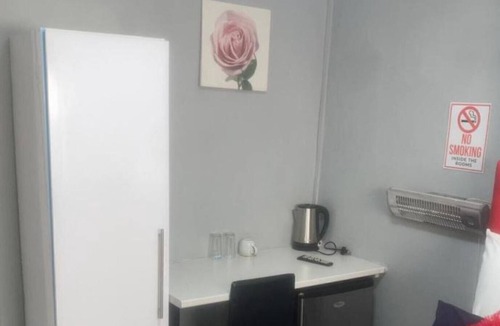 Parow Apartment | 57 On Wynne- FAMILY UNIT 1