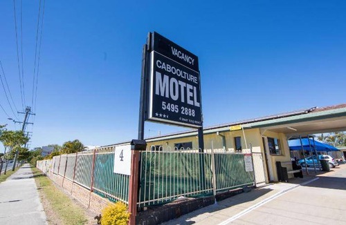 Caboolture Hotel | 60 m² Hotel ∙ 2 bedrooms ∙ 4 guests
