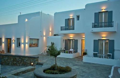 Glastros Hotel | 60 m² Hotel ∙ 4 guests