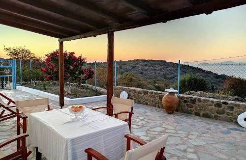 Mandraki House | 60 m² House ∙ 1 bedroom ∙ 3 guests