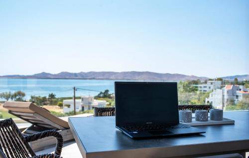 Karystos Resort | 60 m² Resort ∙ 2 bedrooms ∙ 6 guests
