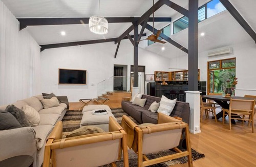 Tinbeerwah House | 600 m² House ∙ 6 bedrooms ∙ 15 guests