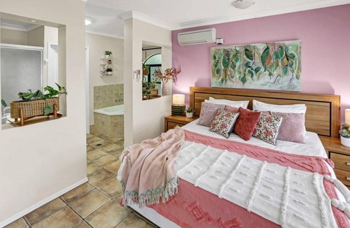 Palm Cove Villa | 600 m² Villa ∙ 4 bedrooms ∙ 10 guests