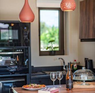 Romanos Resort | 63 m² Resort ∙ 2 bedrooms ∙ 6 guests