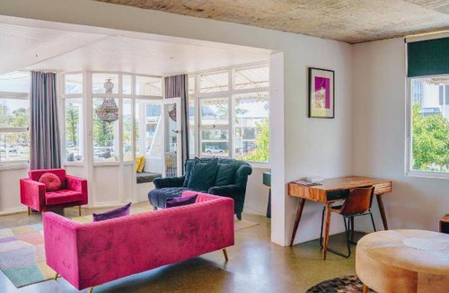 Coolangatta Hotel | 70 m² Hotel ∙ 2 bedrooms ∙ 127 guests