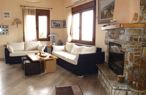 Makrirrakhi House | 70 m² House ∙ 2 bedrooms ∙ 4 guests