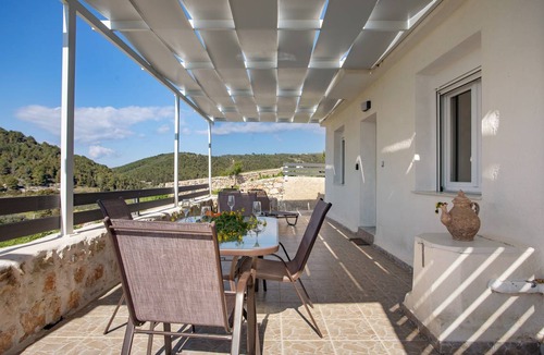 Elation House | 70 m² House ∙ 2 bedrooms ∙ 4 guests