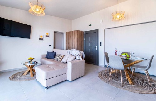 Tsoukaladhes Villa | 70 m² Villa ∙ 2 bedrooms ∙ 4 guests