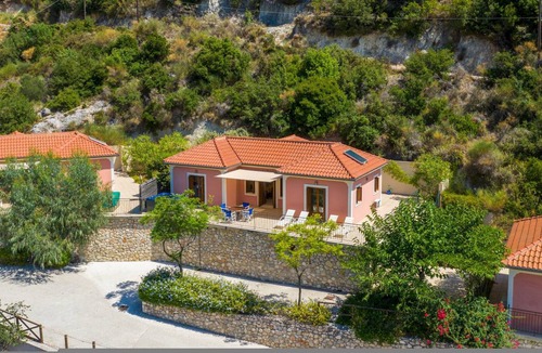 Stavros Villa | 70 m² Villa ∙ 2 bedrooms ∙ 4 guests