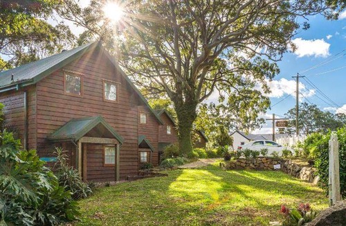 Mount Tamborine Ski Chalet | 75 m² Chalet ∙ 2 guests