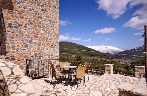 Orchomenos Apartment | 75 m² Serviced apartment ∙ 2 bedrooms ∙ 20 guests