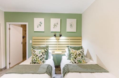 Umtentweni Bed & Breakfast | 8 On Eagle Bed & Breakfast Room 3