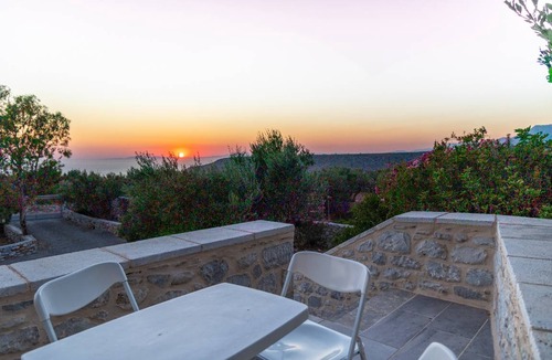Omales Apartment | 80 m² Apartment ∙ 2 bedrooms ∙ 5 guests