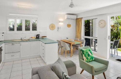 Clifton Beach Apartment | 83 m² Serviced apartment ∙ 2 bedrooms ∙ 127 guests