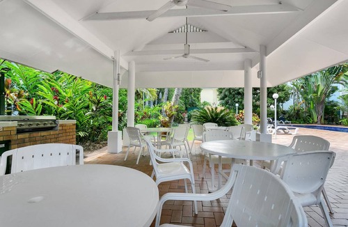 Clifton Beach Apartment | 83 m² Serviced apartment ∙ 2 bedrooms ∙ 127 guests