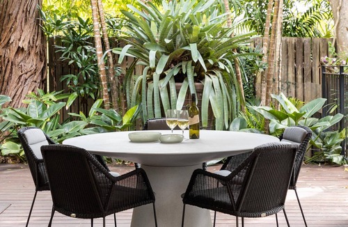 Noosa Heads House | 9 Little Cove Rd, Noosa Heads - Rest & Relax