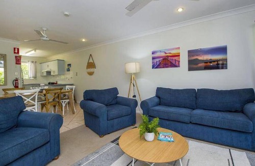 Horseshoe Bay Apartment | 90 m² Apartment ∙ 2 bedrooms ∙ 4 guests