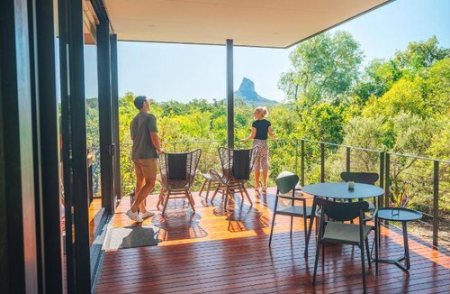 Glass House Mountains Apartment | 90 m² Apartment ∙ 127 guests