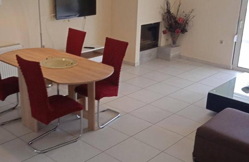 Lavreotiki Apartment | 91 m² Apartment ∙ 2 bedrooms ∙ 4 guests