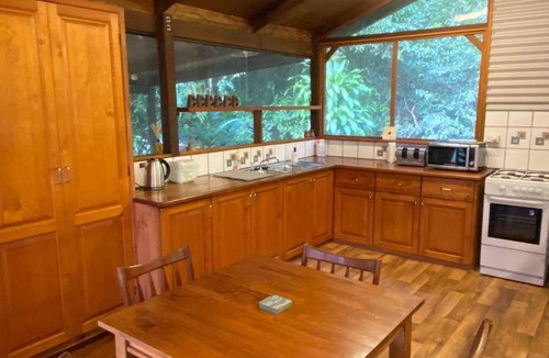 Palmwoods Bed & Breakfast | 91 m² Bed and breakfast ∙ 2 bedrooms ∙ 4 guests