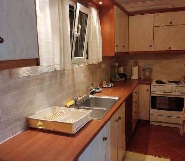Kymi-Aliveri House | 92 m² House ∙ 2 bedrooms ∙ 6 guests