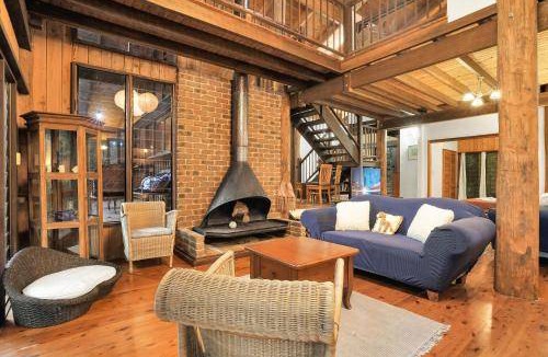 Kuranda House | 929 m² House ∙ 4 bedrooms ∙ 8 guests