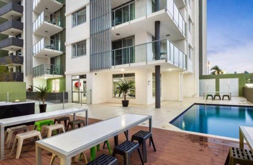 Albion Apartment | 95 m² Serviced apartment ∙ 3 bedrooms ∙ 127 guests