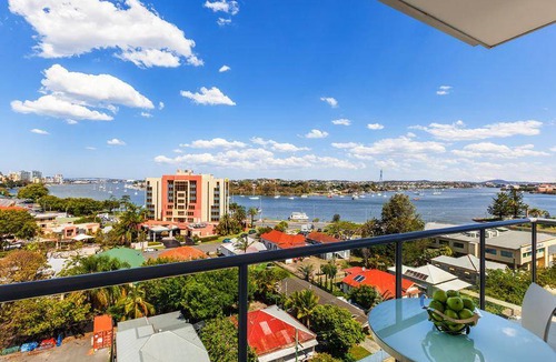 Albion Apartment | 95 m² Serviced apartment ∙ 3 bedrooms ∙ 127 guests