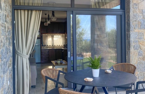 Pella Region Villa | Aélia Stone House Erató