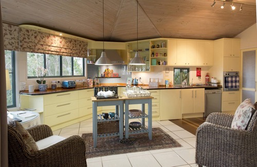 Buderim House | A boutique house situated in Buderim, Arabella is your home away from home.