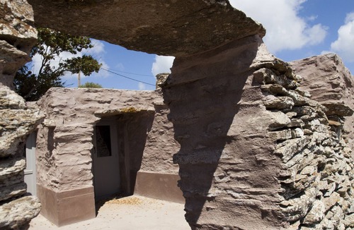 Kea House | A CYCLADIC STONE HUT IN KEA, GREECE