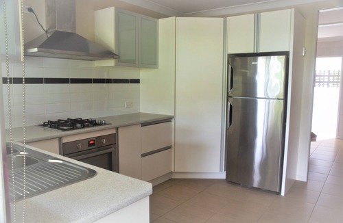 Bellara House | A peaceful Hacienda with lush gardens situated in a quiet steet - Pet Friendly