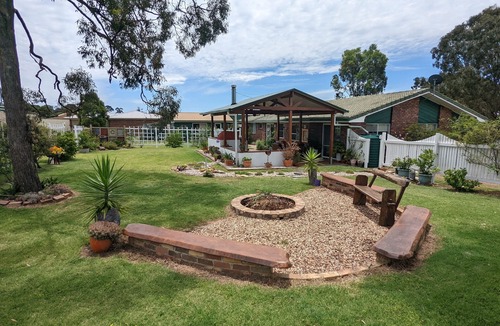 Warwick Cottage | A perfect base for your southern downs getaway