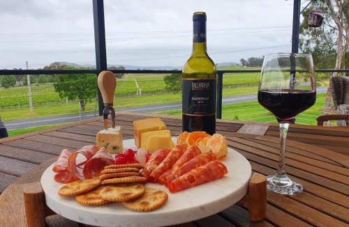 Ballandean House | A Stanthorpe Getaway