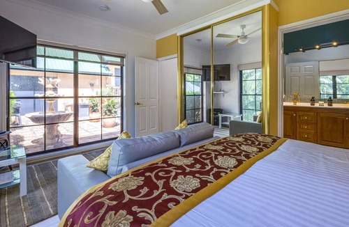 North Tamborine House | A Touch of Tuscany on Tamborine Mountain